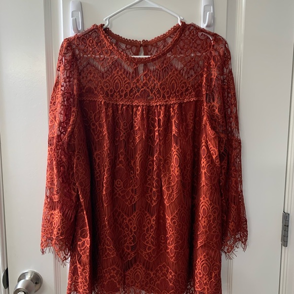 ModCloth Rustic red lace top - Picture 2 of 3